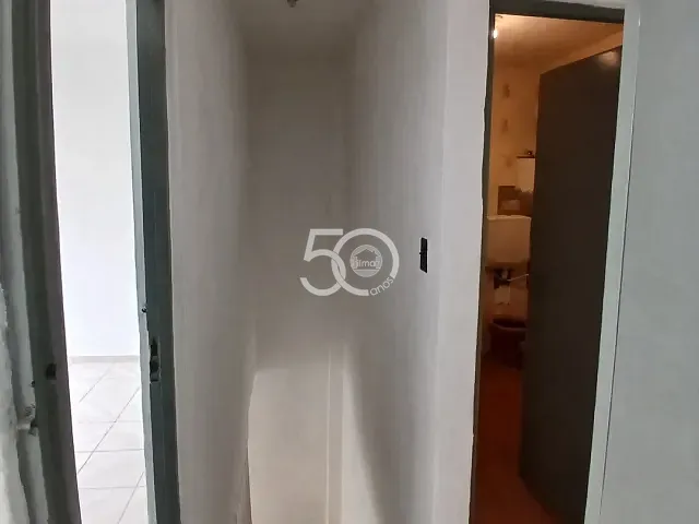 Apartamento com 60m² 2 quartos e 1 banheiro, para alugar, no bairro Vila Kosmos em Rio de Janeiro