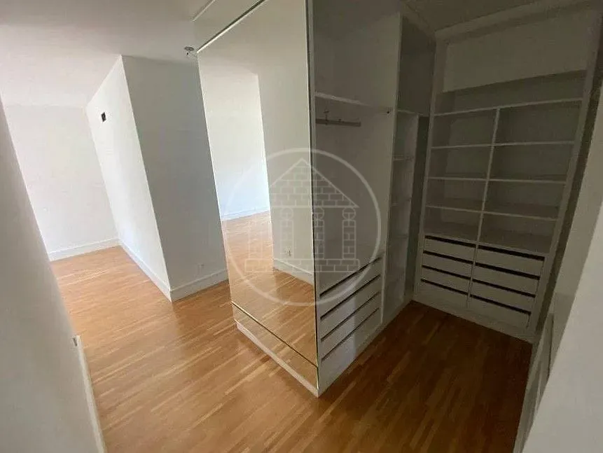 Apartamento, 3 quartos, 271 m² - Foto 25