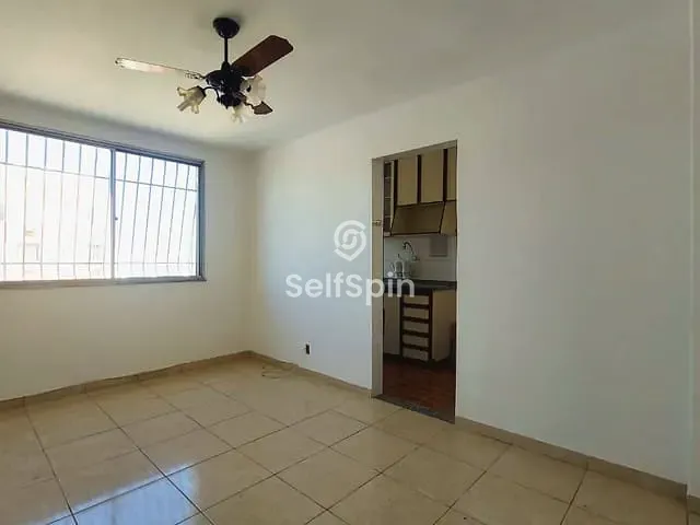Apartamento 2 quartos e 1 banheiro, para alugar, no bairro Centro em Niterói