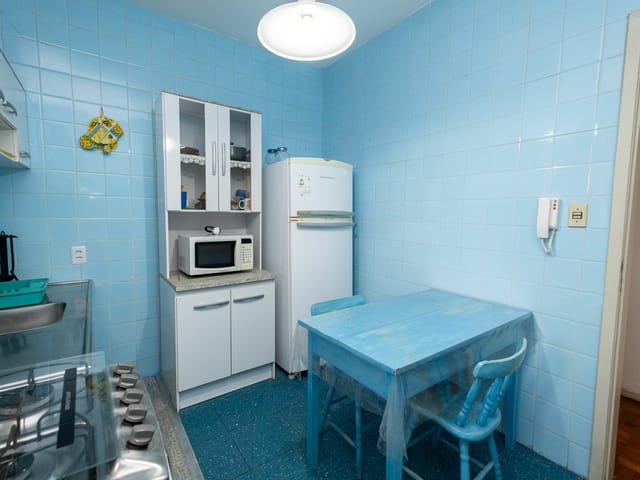 Apartamento com 42m² 2 quartos e 2 banheiros, para alugar, no bairro Centro em Pelotas