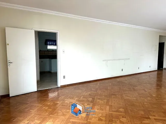 Apartamento com 260m² 3 quartos e 2 banheiros, à venda, no bairro Higienópolis em São Paulo