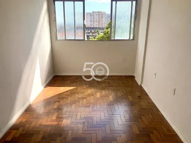 Apartamento 2 quartos e 1 banheiro, à venda, no bairro Vicente de Carvalho em Rio de Janeiro