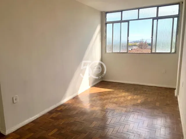 Apartamento 2 quartos e 1 banheiro, à venda, no bairro Vicente de Carvalho em Rio de Janeiro