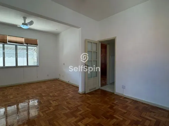 Apartamento 1 quarto e 1 banheiro, para alugar, no bairro Pe Pequeno em Niterói