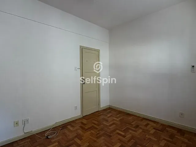 Apartamento 1 quarto e 1 banheiro, para alugar, no bairro Pe Pequeno em Niterói