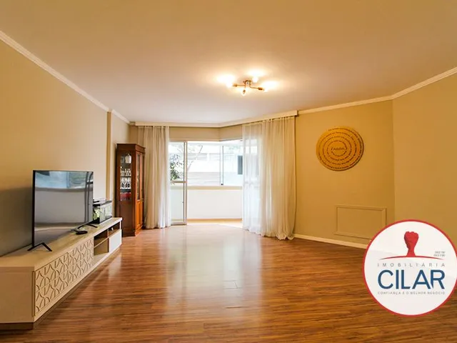Apartamento 3 quartos e 4 banheiros, à venda, no bairro Centro em Curitiba