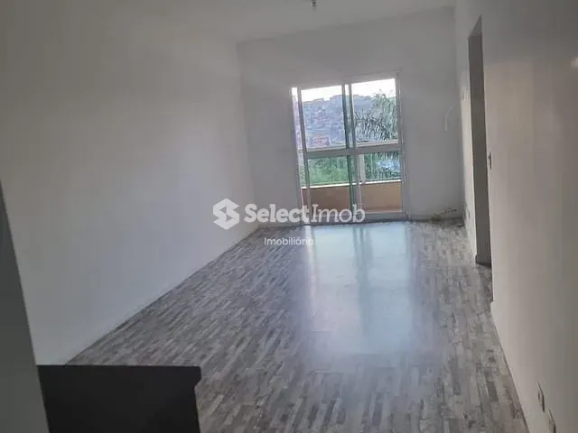 Apartamento com 70m² 2 quartos e 2 banheiros, à venda, no bairro Parque São Vicente em Mauá