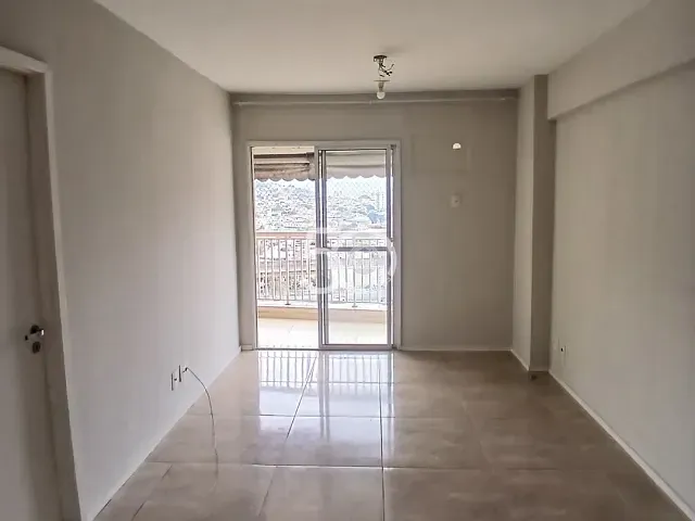 Apartamento com 63m² 2 quartos e 1 banheiro, para alugar, no bairro Vicente de Carvalho em Rio de Janeiro