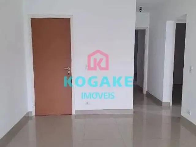 Apartamento com 93m² 3 quartos e 2 banheiros, à venda ou para alugar, no bairro Centro em Jacareí