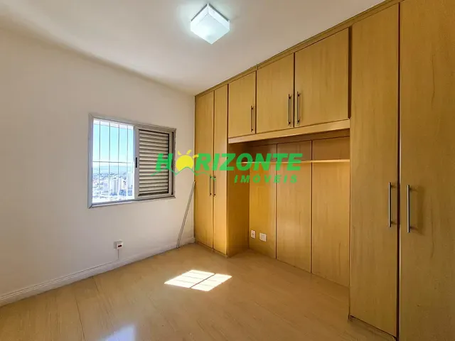 Apartamento 3 quartos e 2 banheiros, à venda, no bairro Parque Residencial Aquarius em São José dos Campos