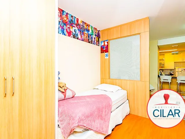 Apartamento 1 quarto e 1 banheiro, à venda, no bairro Centro em Curitiba