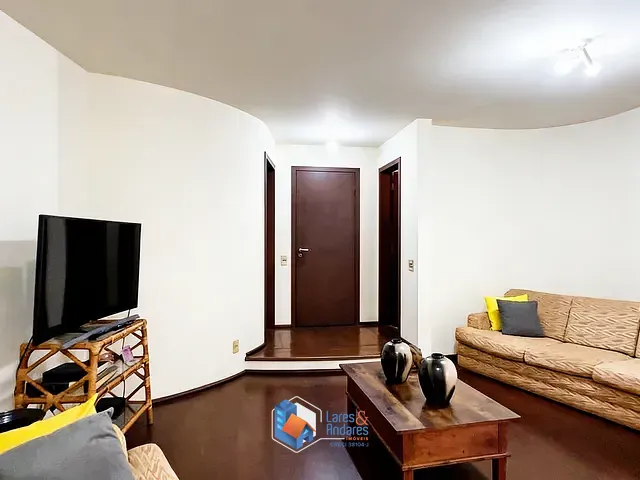 Apartamento com 170m² 4 quartos e 5 banheiros, à venda, no bairro Moema em São Paulo