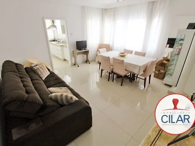 Apartamento 3 quartos e 2 banheiros, à venda, no bairro Centro em Curitiba