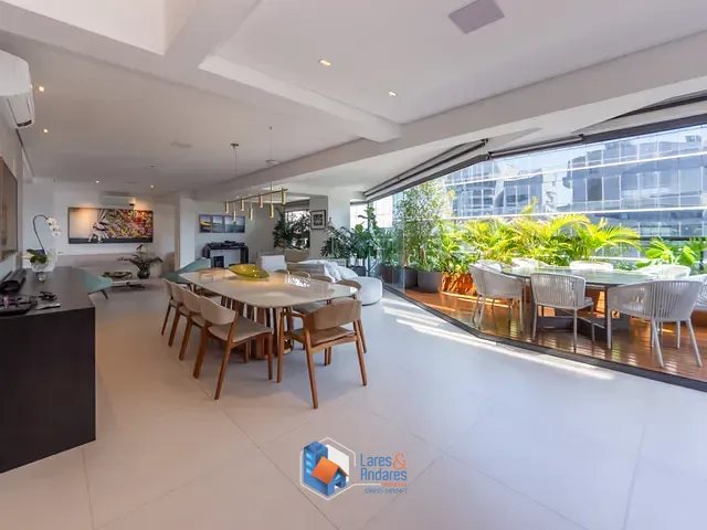 Apartamento com 270m² 4 quartos e 6 banheiros, à venda, no bairro Chácara Santo Antônio em São Paulo