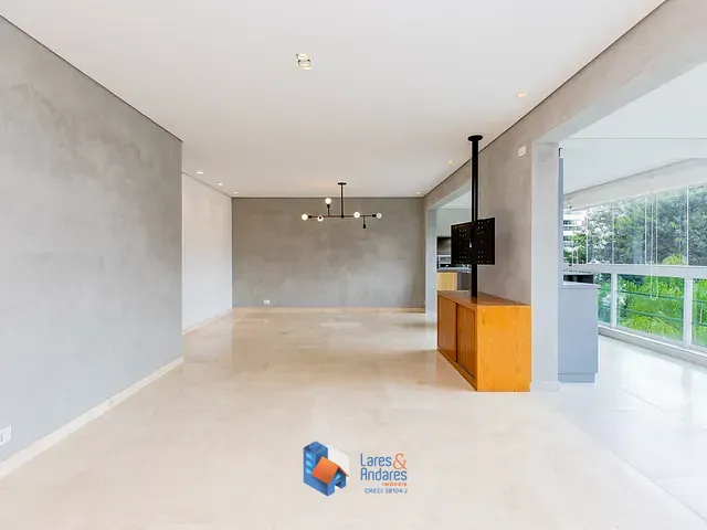 Apartamento com 143m² 3 quartos e 5 banheiros, à venda, no bairro Panamby em São Paulo