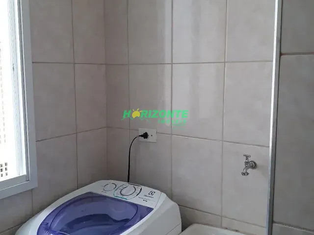 Apartamento com 45m² 1 quarto e 1 banheiro, para alugar, no bairro Centro em São José dos Campos