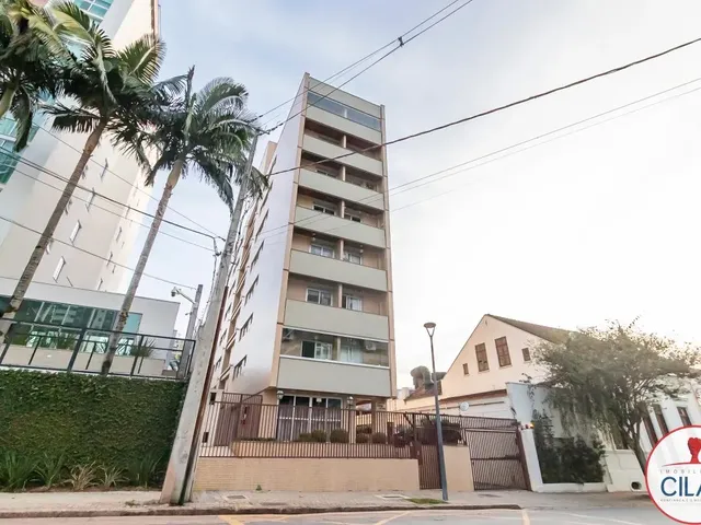 Apartamento 2 quartos e 2 banheiros, à venda, no bairro Centro em Curitiba