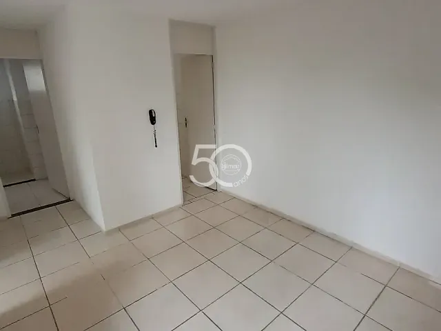 Apartamento com 44m² 2 quartos e 1 banheiro, para alugar, no bairro Jacarepaguá em Rio de Janeiro
