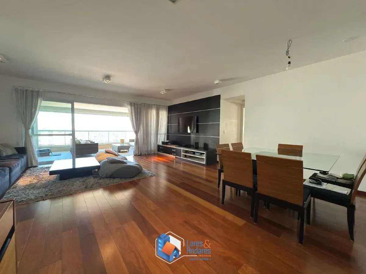 Apartamento, 3 quartos, 162 m² - Foto 1