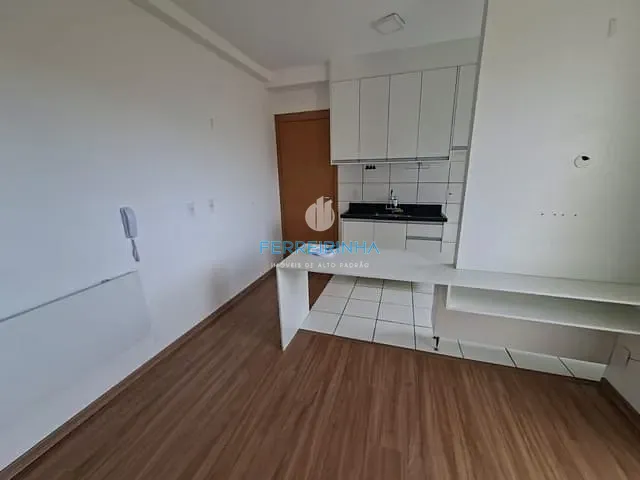 Apartamento 2 quartos e 2 banheiros, para alugar, no bairro Colinas do Paratehy em São José dos Campos