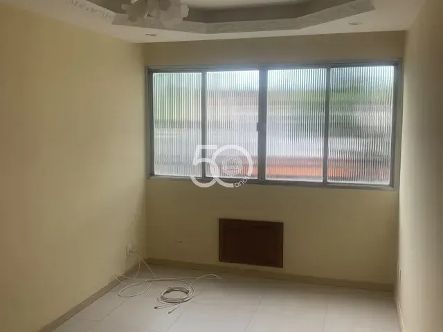 Apartamento com 53m² 2 quartos e 1 banheiro, para alugar, no bairro Vila da Penha em Rio de Janeiro
