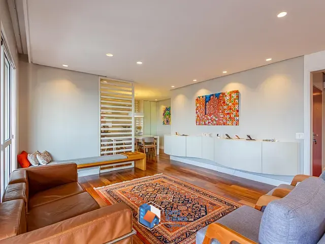 Apartamento com 182m² 3 quartos e 4 banheiros, à venda, no bairro Real Parque em São Paulo