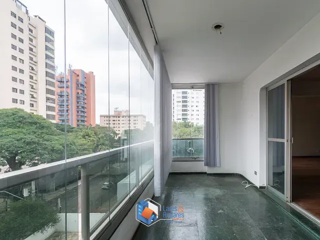 Apartamento com 327m² 4 quartos e 5 banheiros, à venda, no bairro Moema em São Paulo
