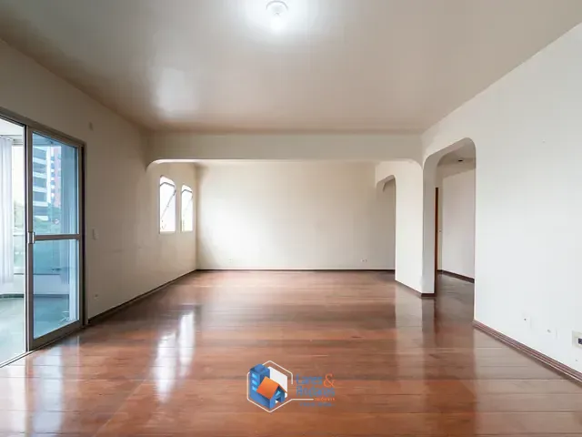 Apartamento com 327m² 4 quartos e 5 banheiros, à venda, no bairro Moema em São Paulo