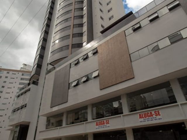 Apartamento à venda, no bairro Centro em Balneário Camboriú