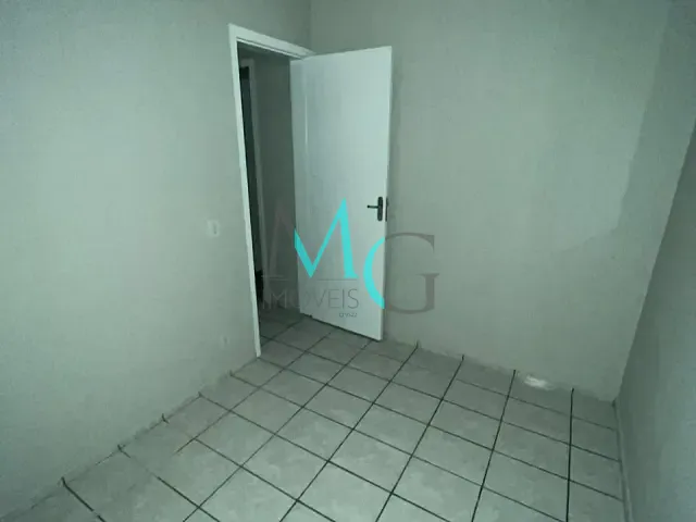 Apartamento 2 quartos e 1 banheiro, à venda, no bairro Santa Cruz em Rio de Janeiro
