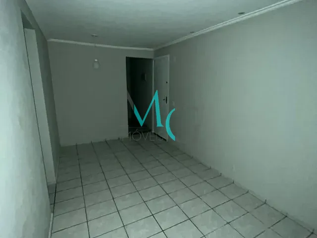 Apartamento 2 quartos e 1 banheiro, à venda, no bairro Santa Cruz em Rio de Janeiro