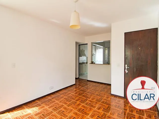 Apartamento 2 quartos e 1 banheiro, para alugar, no bairro Alto da Glória em Curitiba