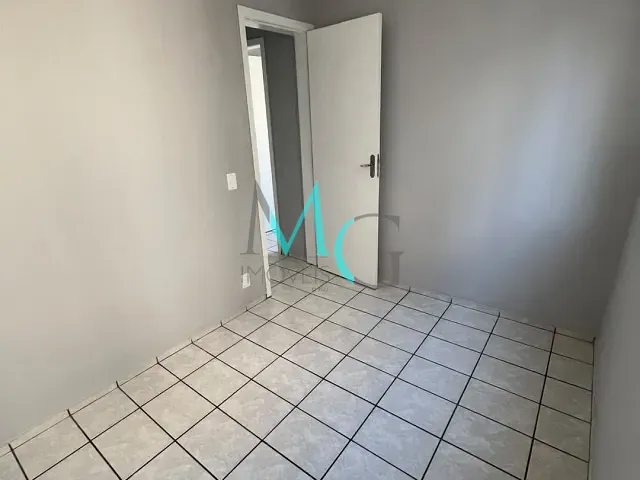 Apartamento 2 quartos e 1 banheiro, à venda, no bairro Santa Cruz em Rio de Janeiro