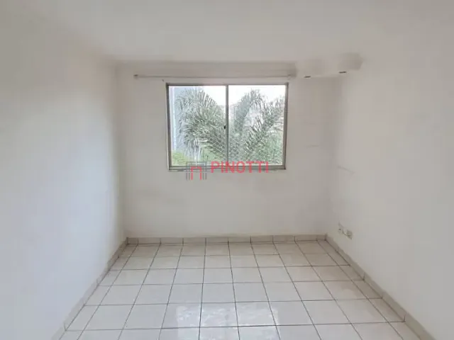 Apartamento 2 quartos e 1 banheiro, à venda ou para alugar, no bairro Santa Terezinha em São Bernardo do Campo