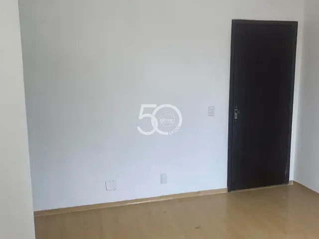 Apartamento com 75m² 2 quartos e 2 banheiros, para alugar, no bairro Irajá em Rio de Janeiro