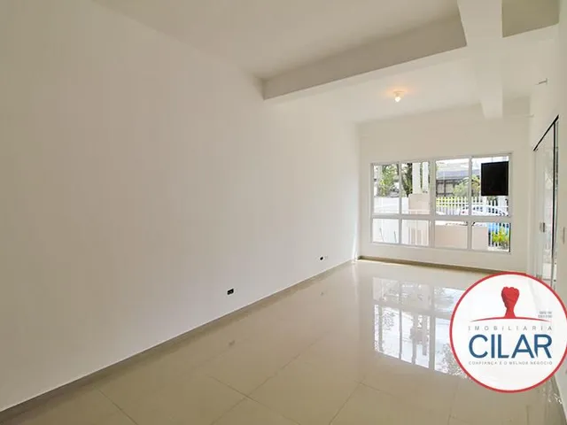 Apartamento 1 quarto e 1 banheiro, para alugar, no bairro ÁGUA VERDE em Curitiba