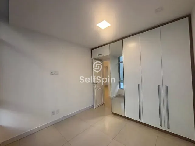 Apartamento 2 quartos e 3 banheiros, para alugar, no bairro Icaraí em Niterói