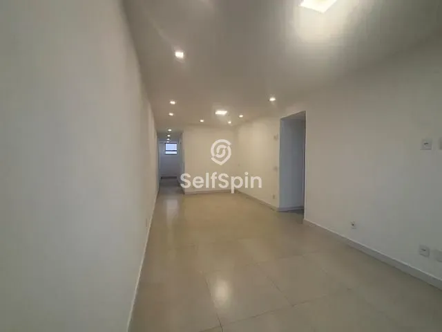Apartamento 2 quartos e 3 banheiros, para alugar, no bairro Icaraí em Niterói
