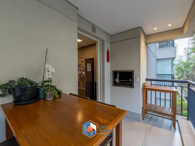 Apartamento com 1625m² 3 quartos e 5 banheiros, à venda, no bairro Itaim Bibi em São Paulo