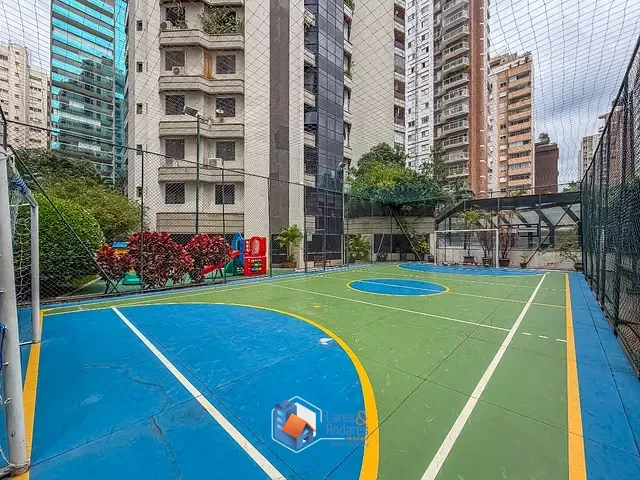 Apartamento com 320m² 4 quartos e 4 banheiros, à venda, no bairro Itaim Bibi em São Paulo