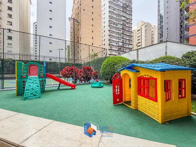 Apartamento com 320m² 4 quartos e 4 banheiros, à venda, no bairro Itaim Bibi em São Paulo