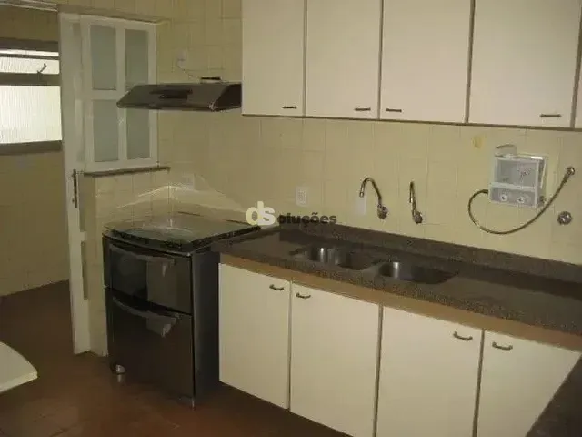 Apartamento 3 quartos e 3 banheiros, à venda ou para alugar, no bairro Higienópolis em São Paulo