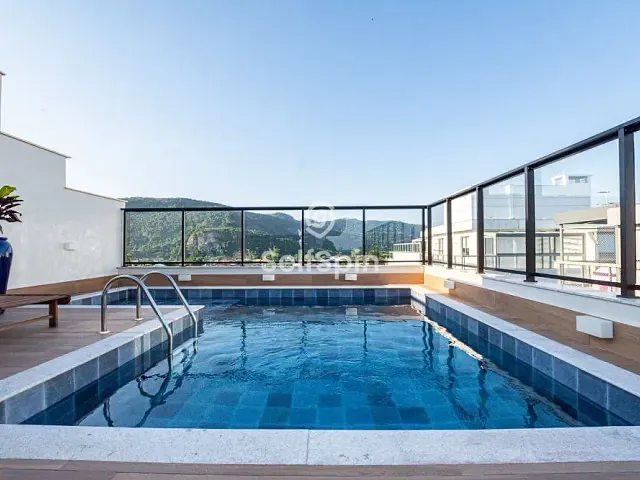 Apartamento 2 quartos e 3 banheiros, para alugar, no bairro Piratininga em Niterói