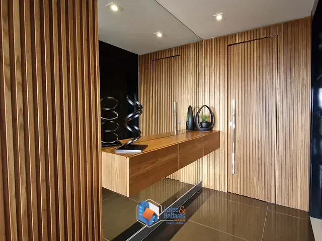 Apartamento com 191m² 3 quartos e 5 banheiros, à venda, no bairro Vila Suzana em São Paulo