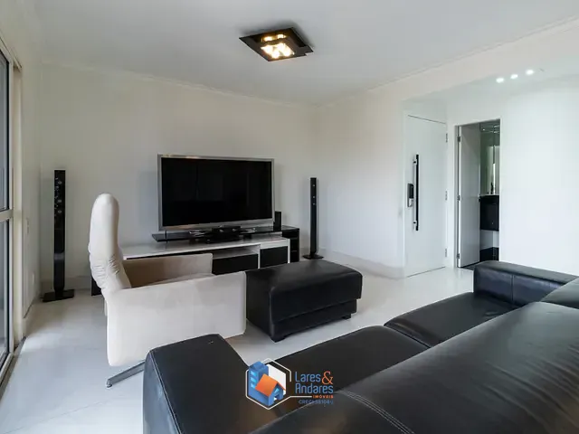 Apartamento com 150m² 3 quartos e 4 banheiros, à venda, no bairro Moema em São Paulo