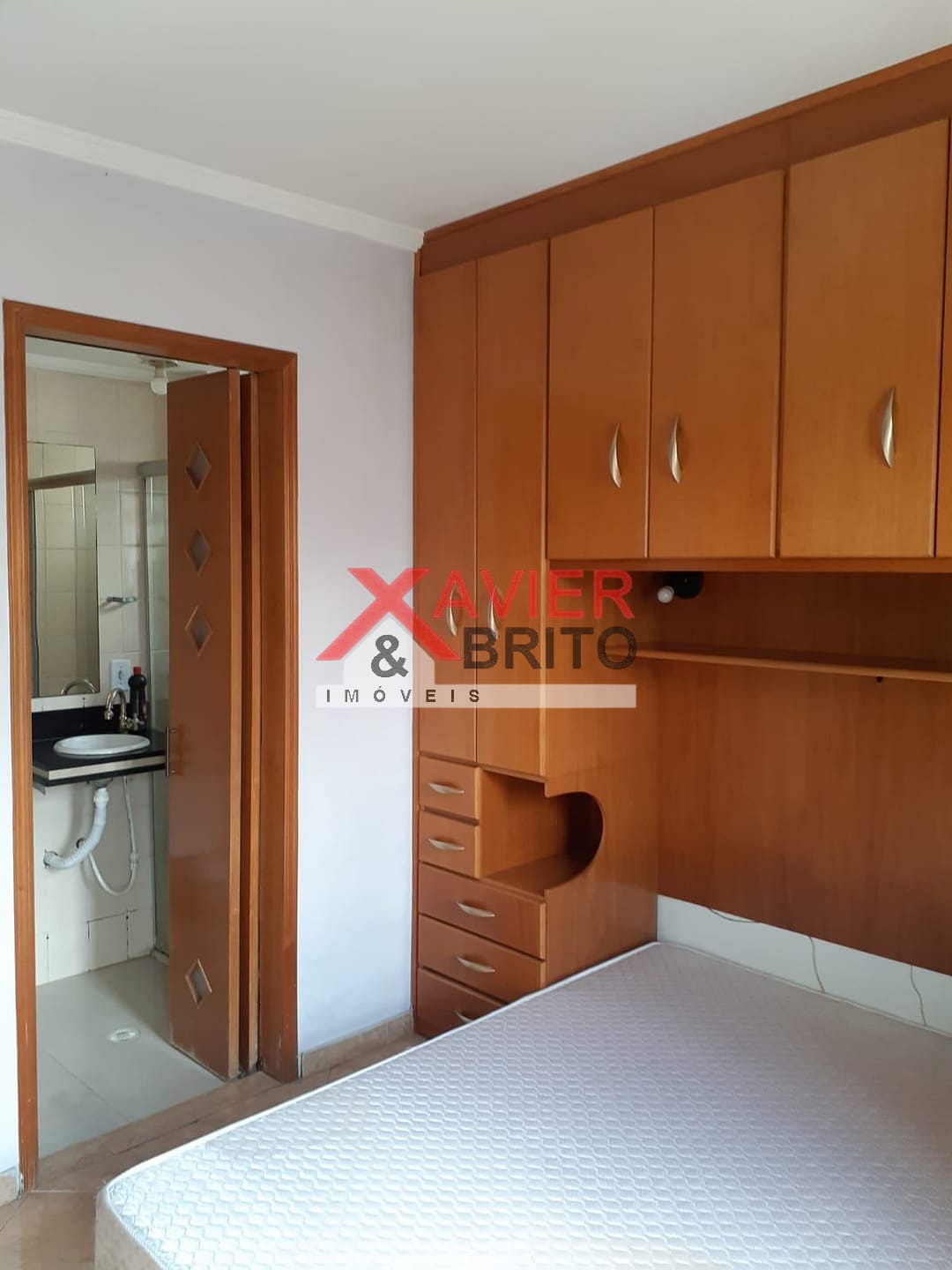 Apartamento à venda com 3 quartos, 75m² - Foto 11