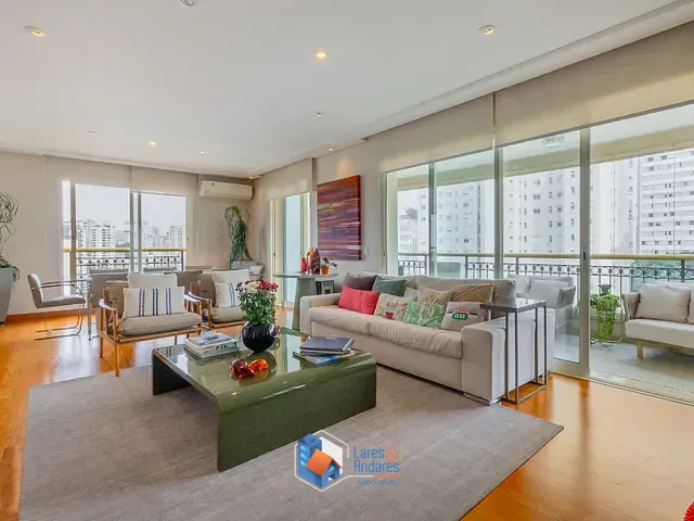 Apartamento com 228m² 3 quartos e 5 banheiros, à venda, no bairro Perdizes em São Paulo
