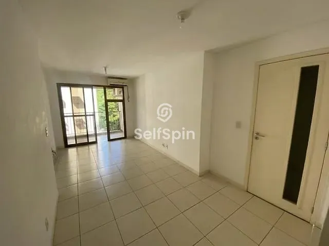 Apartamento 3 quartos e 3 banheiros, para alugar, no bairro Gragoatá em Niterói