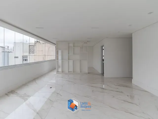 Apartamento com 265m² 3 quartos e 4 banheiros, à venda, no bairro Higienópolis em São Paulo