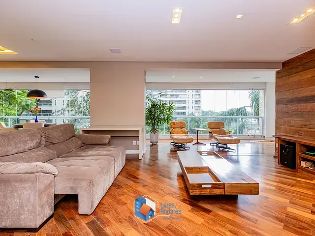 Apartamento com 252m² 3 quartos e 5 banheiros, à venda, no bairro Campo Belo em São Paulo